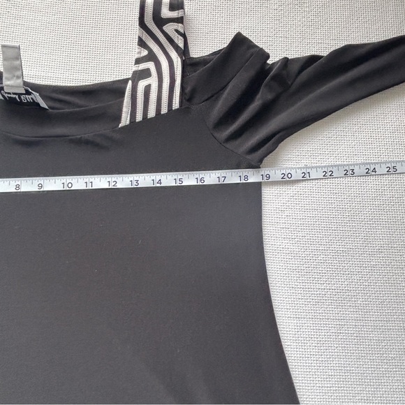 Joseph Ribkhoff blouse women's size 8 black top tunic 3/4 sleeves top scoop neck - Picture 9 of 11